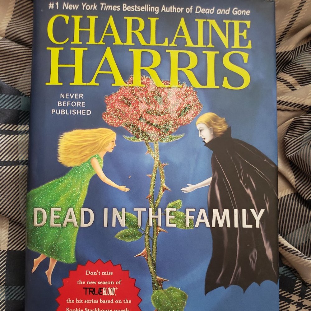 Book: Dead in the family By Charlaine Harris